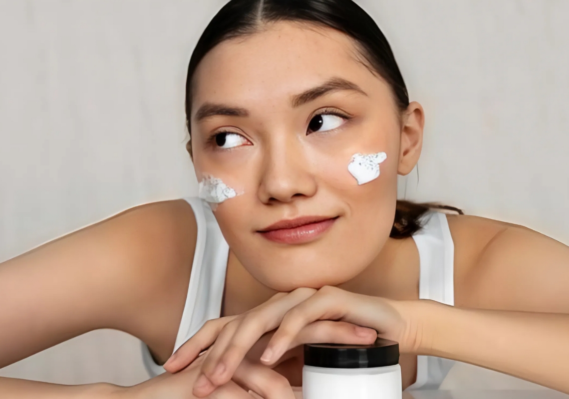 Kem nâng cơ mặt loại nào tốt? 4 loại kem bạn nên dùng thử